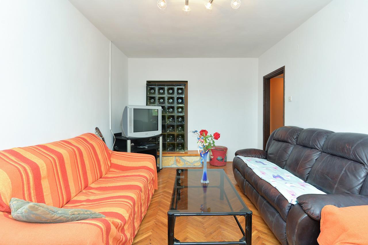 Apartments Dino 1700 Fažana エクステリア 写真